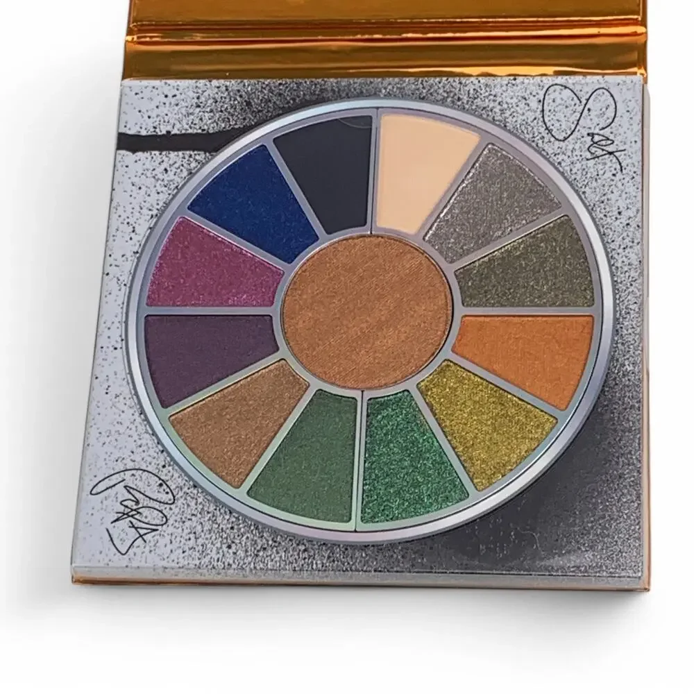 Salt N Pepa Eyeshadow and Highlighter Palette Very Necessary Milani 12 Shades